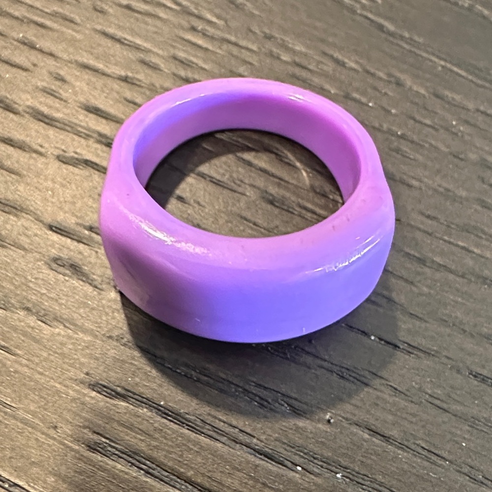 Vintage Lavender Resin Ring – Chunky Geometric Band – Size 8.75
